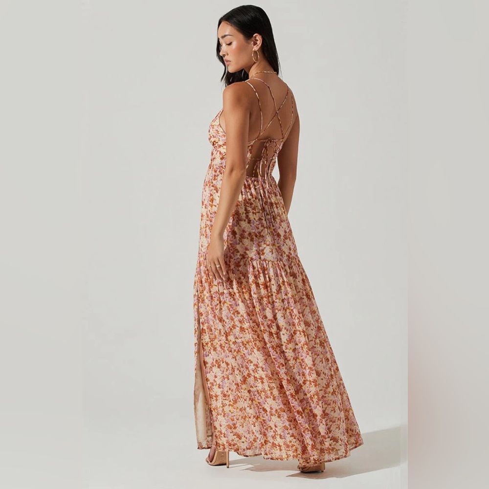 ASTR The Label rust lilac floral ryliana dress size small - Picture 3 of 7